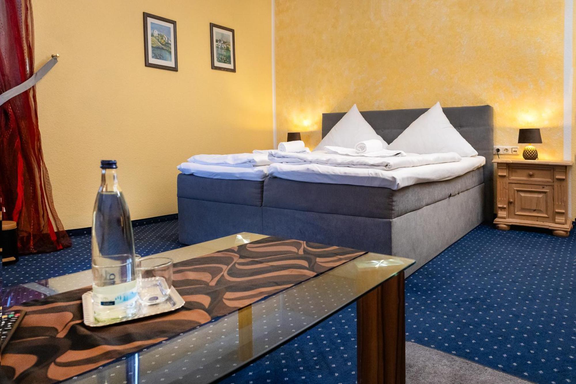 Hotel Restaurant Narasinga Wassenberg Екстер'єр фото